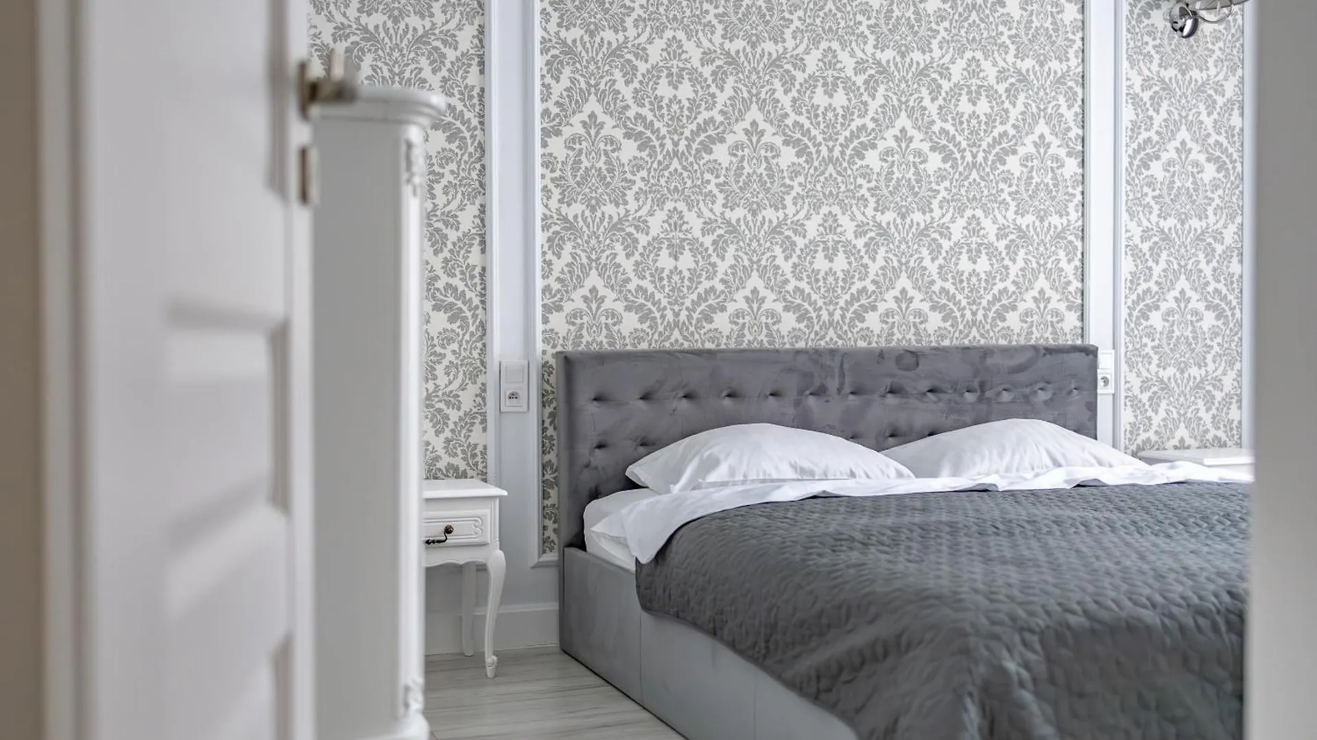 Glow Apartments - Apartment Dubaj Glamour, Ulica Dluga Old Town Gdansk 0*,